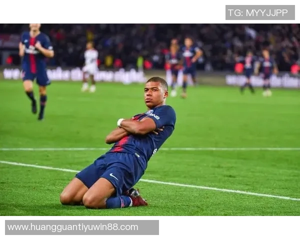 姆巴佩上演大四喜荣耀时刻官方宣布其为本轮欧冠最佳球员