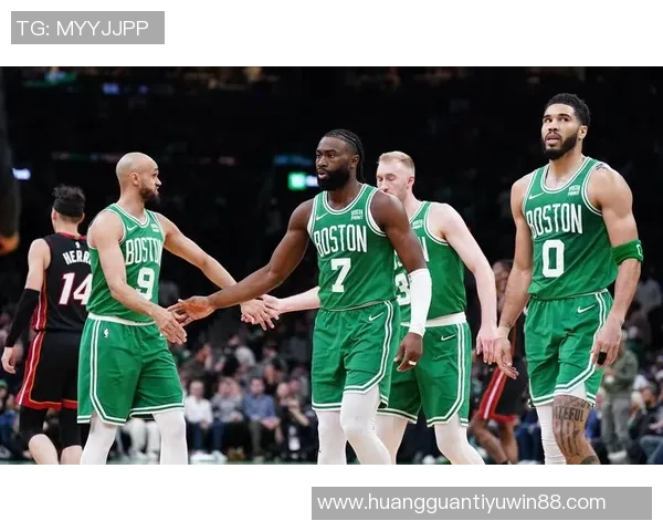 周三竞彩篮球分析骑士状态火热绿军表现低迷需调整 周三竞彩篮球分析骑士状态火热绿军表现低迷需调整