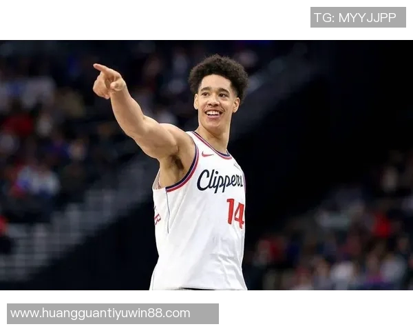 哈登盛赞尼德豪泽在困境中表现出色感恩阿祖的支持与信任