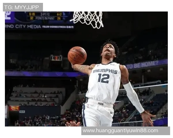 桑德斯表现出色场均105分36板22助有望入选最佳新秀阵容