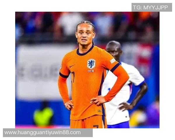 拜仁与哈维费尔南德斯续约完成球员或将外租离队发展新机会