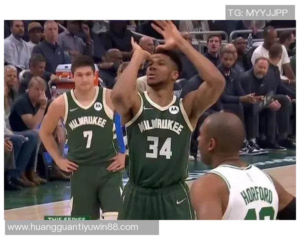 字母哥遭主场球迷嘘声小莫分析欧文离开绿军的原因